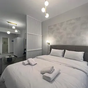 https://origami-suites.hotelschalkidiki.net
